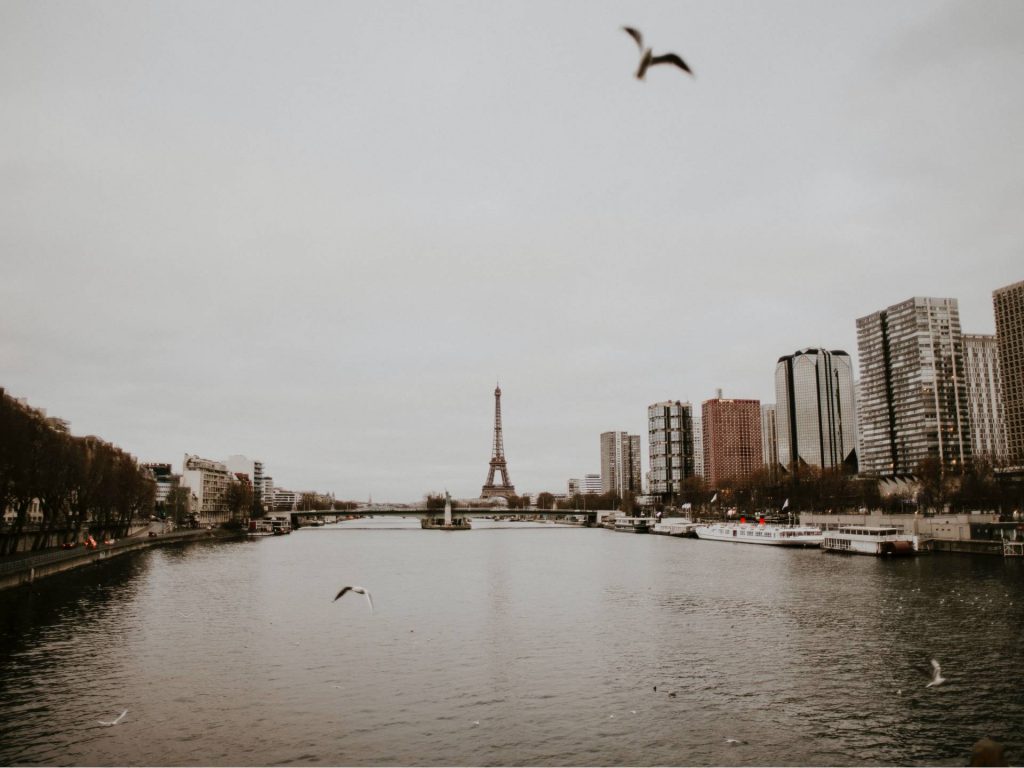 Quai-Alpha-quitter-Paris